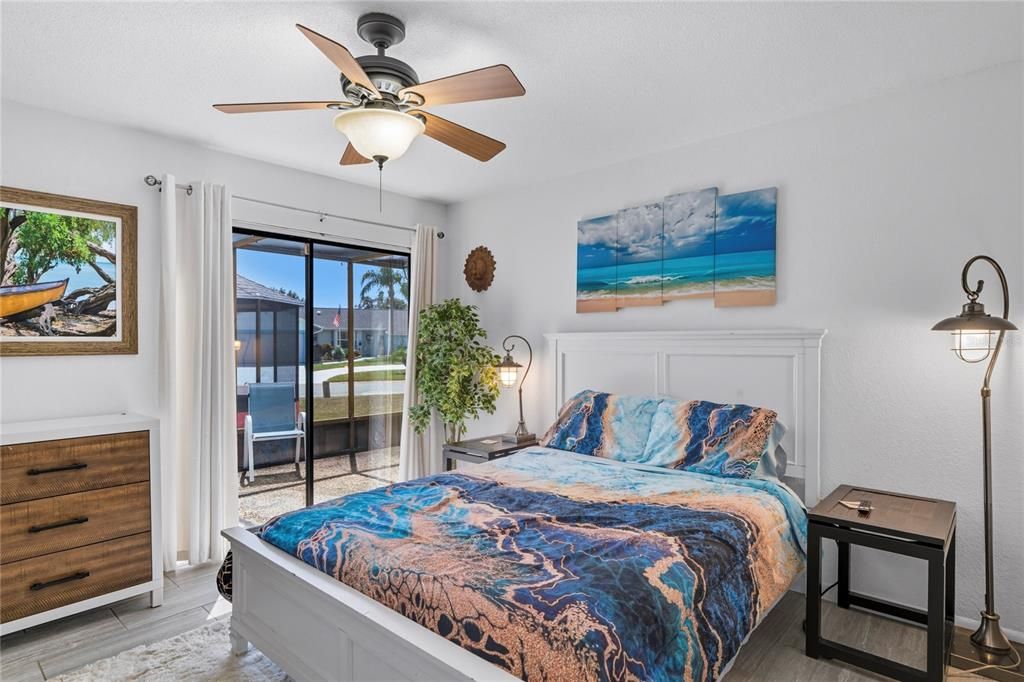 Под контрактом: $415,000 (3 спален, 3 ванн, 2052 Квадратных фут)