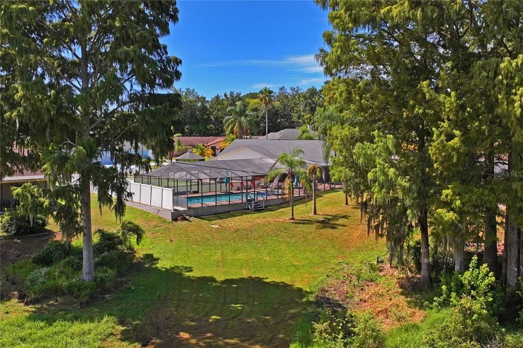 Под контрактом: $415,000 (3 спален, 3 ванн, 2052 Квадратных фут)