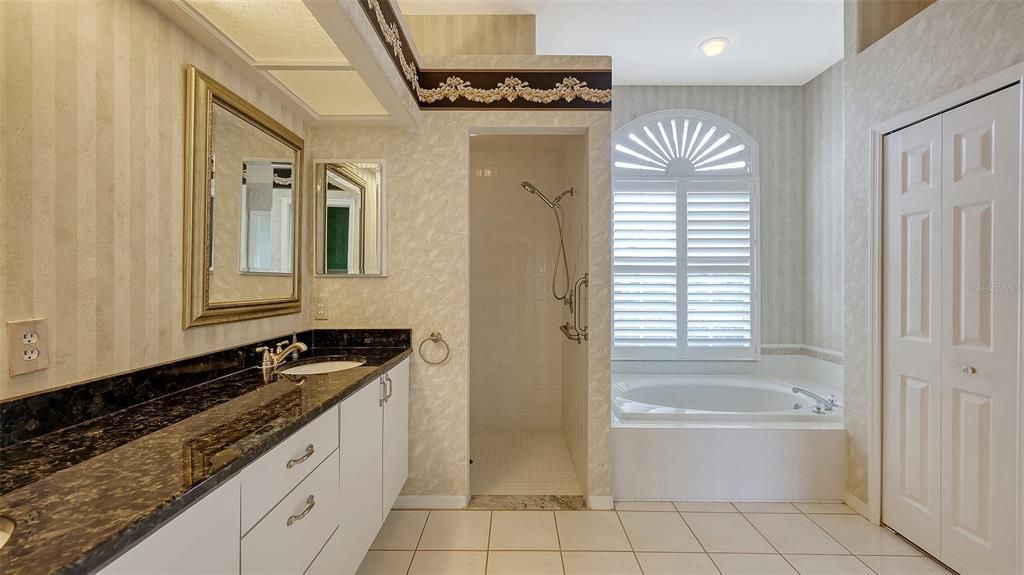 Active With Contract: $482,000 (3 beds, 2 baths, 2014 Square Feet)