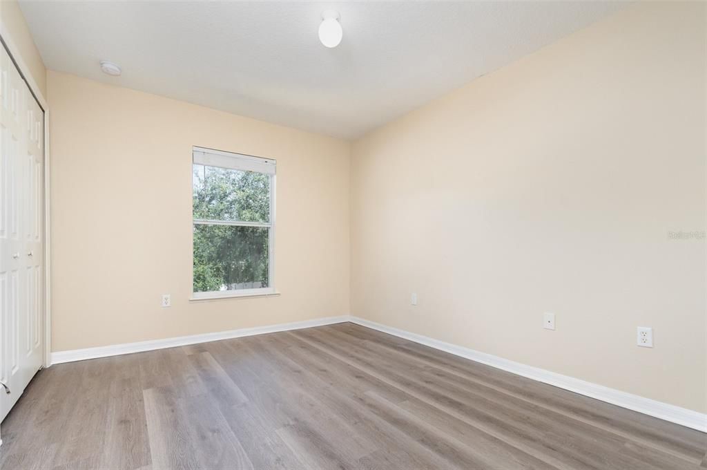 For Sale: $314,900 (3 beds, 2 baths, 2332 Square Feet)