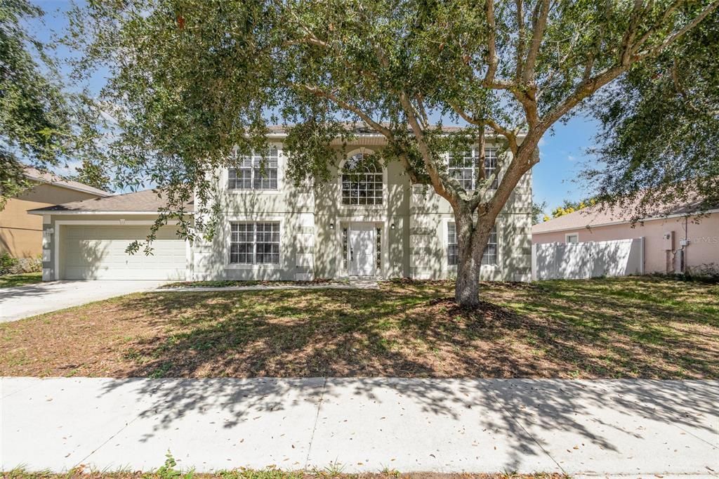 For Sale: $314,900 (3 beds, 2 baths, 2332 Square Feet)