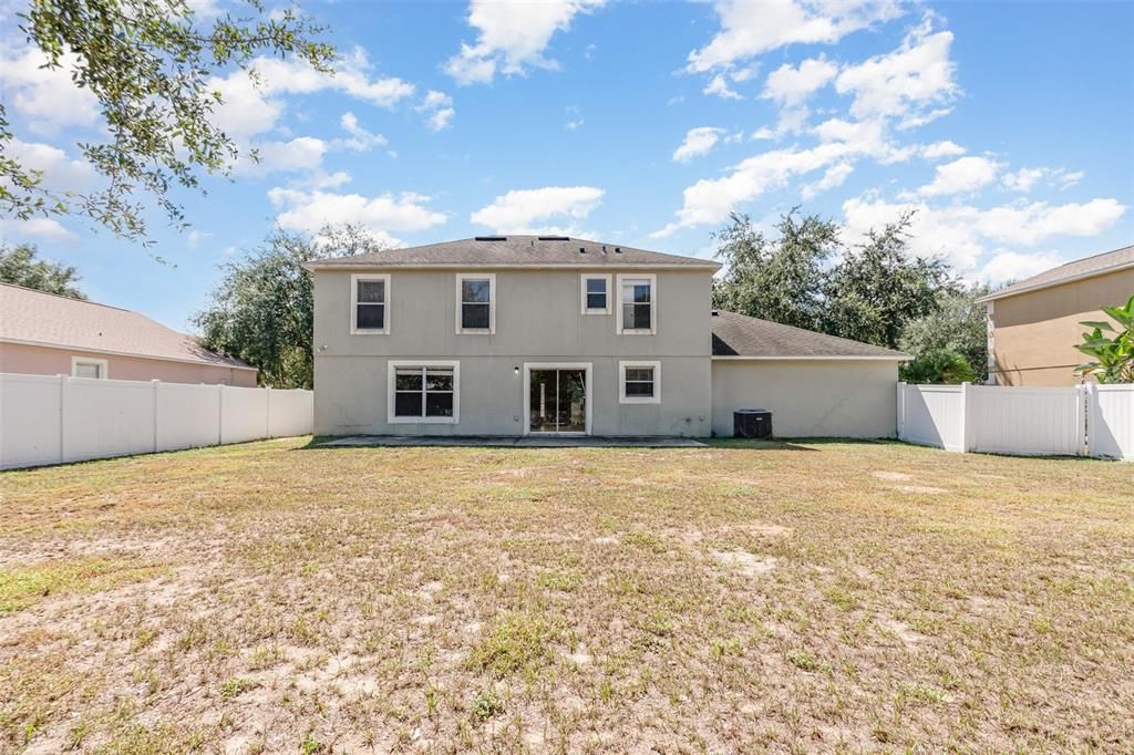 For Sale: $314,900 (3 beds, 2 baths, 2332 Square Feet)