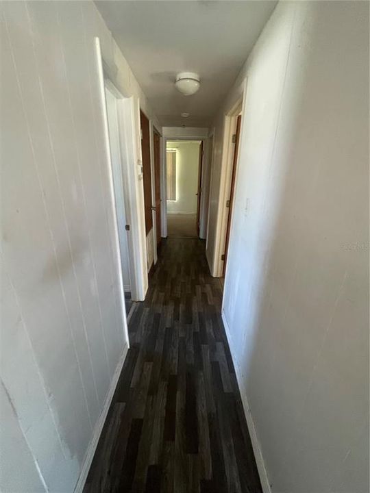 Active With Contract: $185,000 (3 beds, 1 baths, 1125 Square Feet)