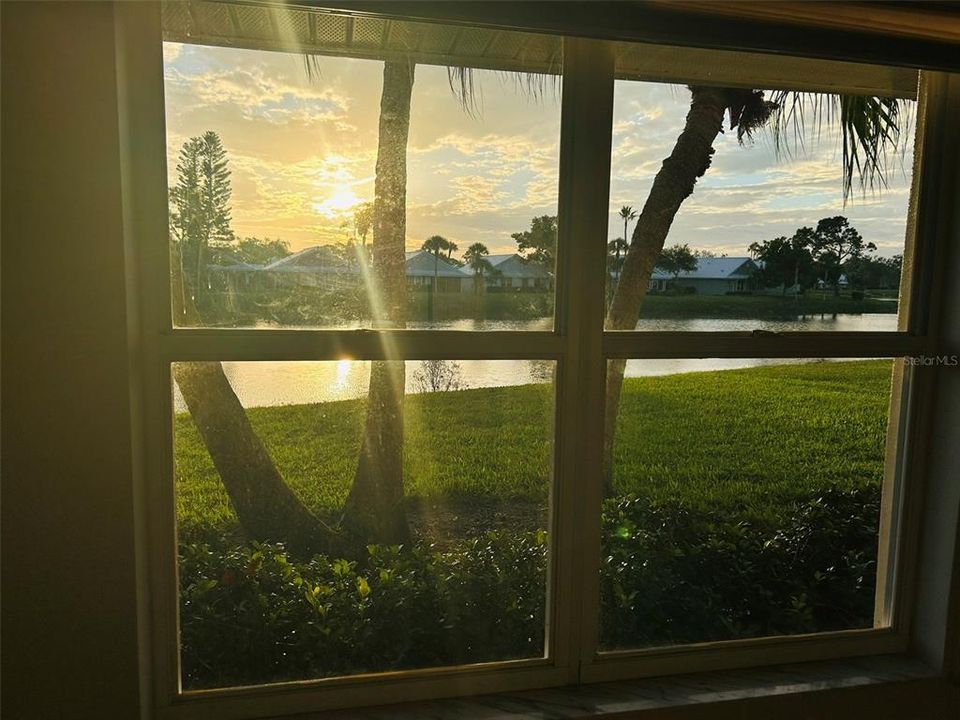 В аренду: $3,300 (2 спален, 2 ванн, 1327 Квадратных фут)