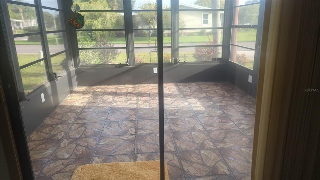 待售: $199,900 (2 贝兹, 2 浴室, 1248 平方英尺)