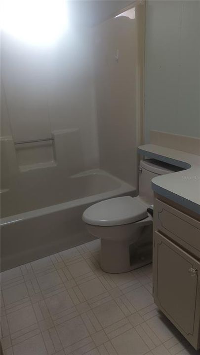 待售: $199,900 (2 贝兹, 2 浴室, 1248 平方英尺)