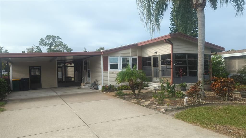 待售: $199,900 (2 贝兹, 2 浴室, 1248 平方英尺)