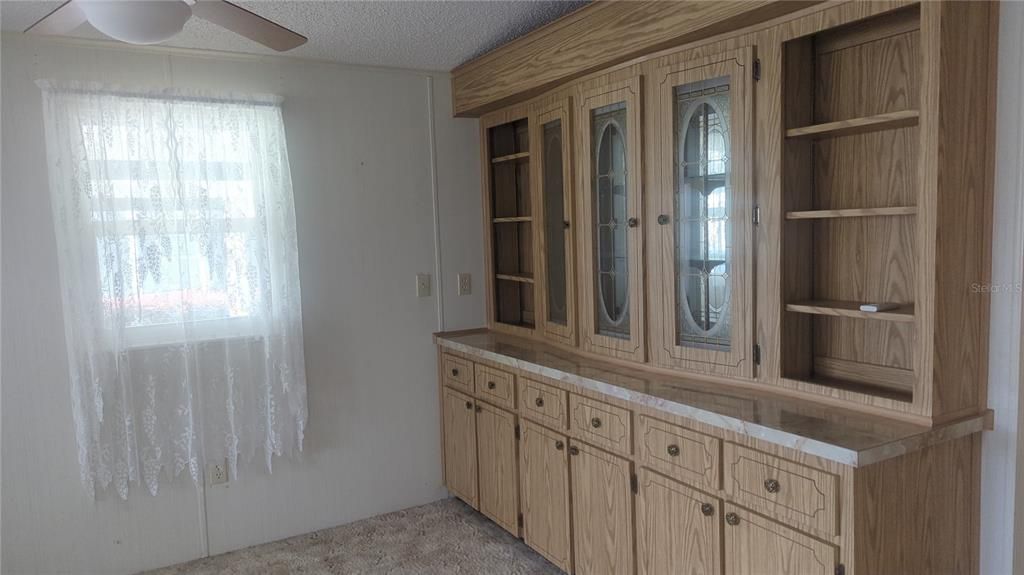 待售: $199,900 (2 贝兹, 2 浴室, 1248 平方英尺)