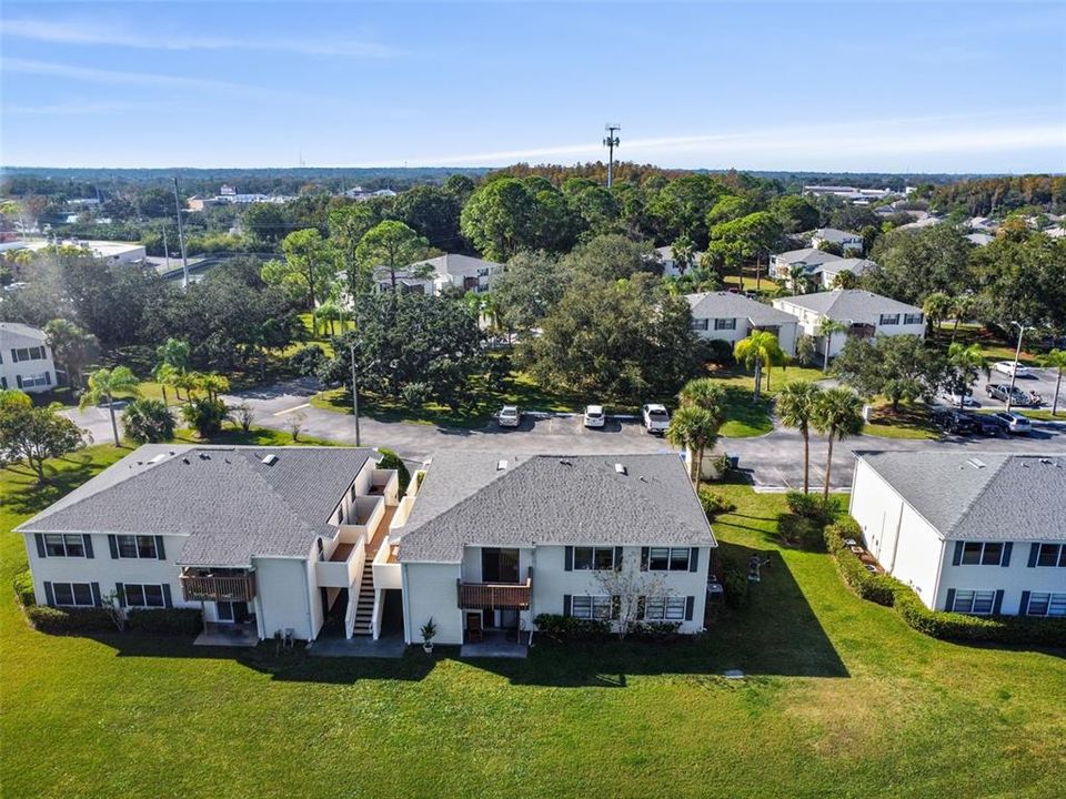 待售: $140,000 (2 贝兹, 2 浴室, 915 平方英尺)