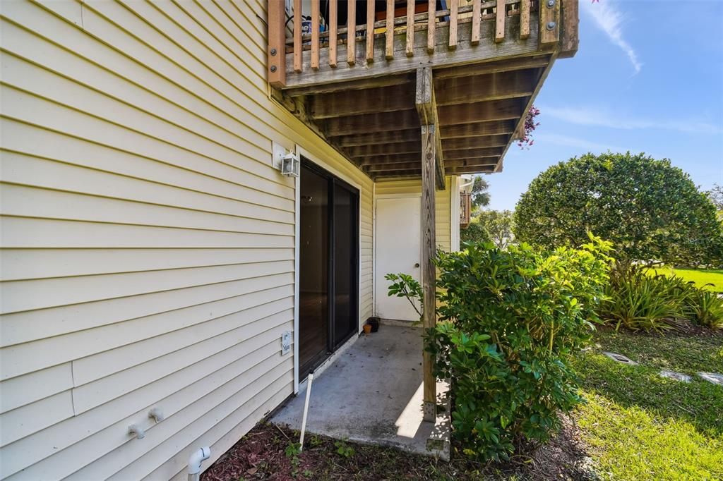 待售: $140,000 (2 贝兹, 2 浴室, 915 平方英尺)