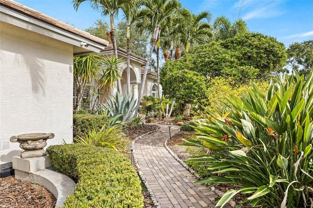 For Sale: $1,350,000 (4 beds, 3 baths, 3230 Square Feet)