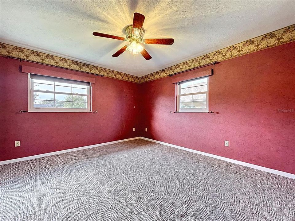 На продажу: $369,900 (3 спален, 2 ванн, 1579 Квадратных фут)