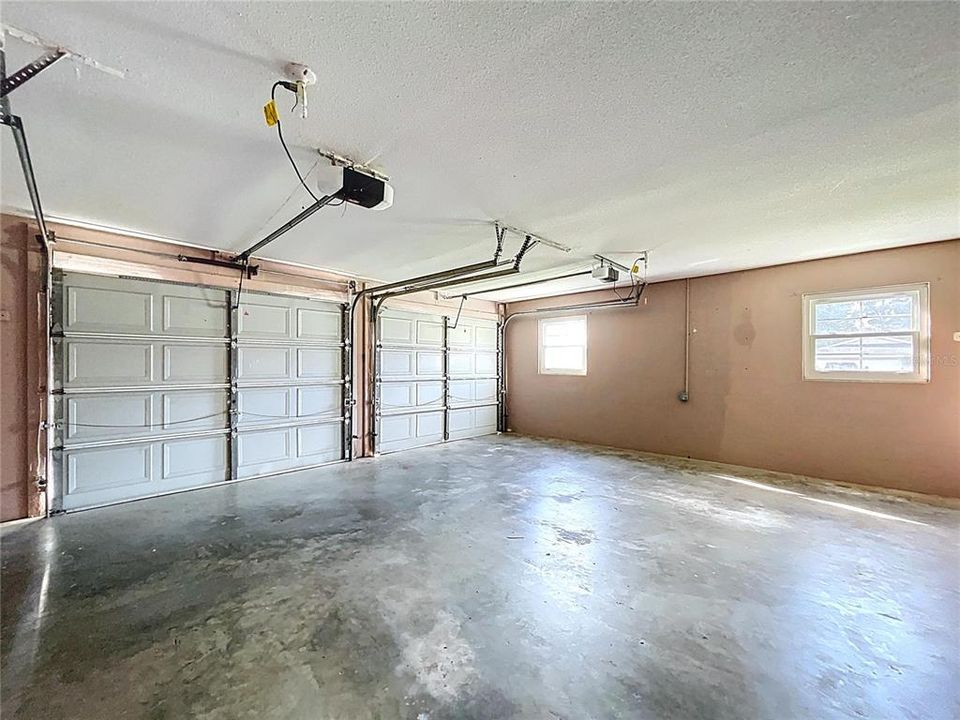 На продажу: $369,900 (3 спален, 2 ванн, 1579 Квадратных фут)