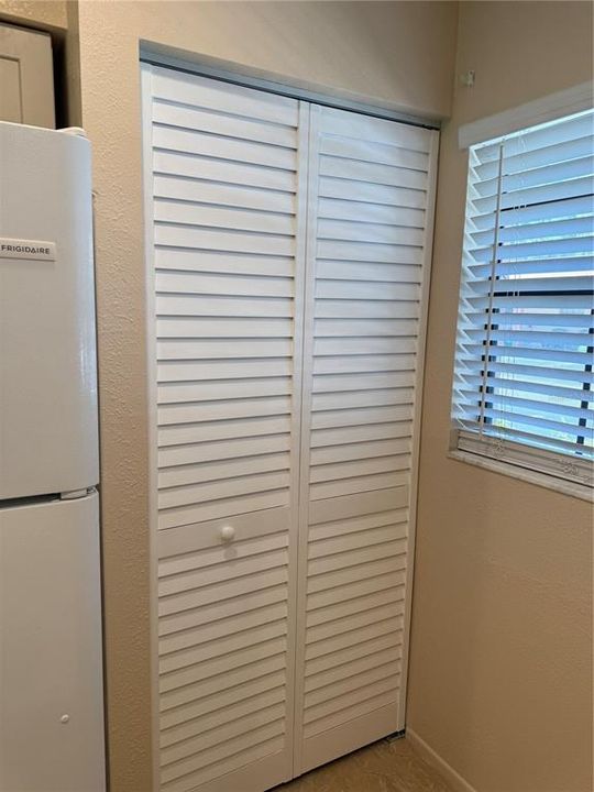 出租: $2,000 (2 贝兹, 2 浴室, 1110 平方英尺)