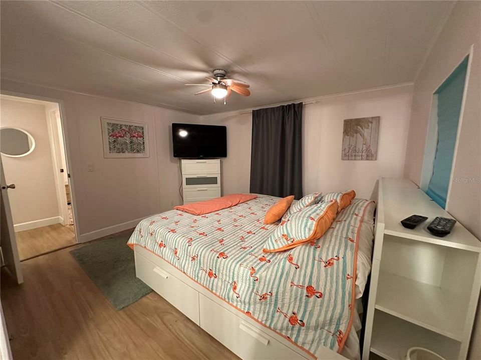 Activo con contrato: $1,495 (2 camas, 2 baños, 1000 Pies cuadrados)