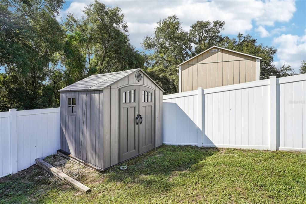 合同活跃: $448,333 (4 贝兹, 3 浴室, 2722 平方英尺)