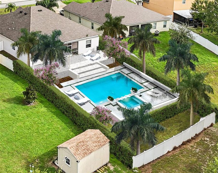 合同活跃: $448,333 (4 贝兹, 3 浴室, 2722 平方英尺)