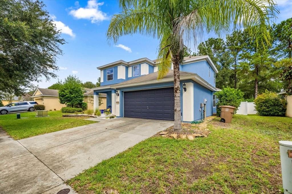 合同活跃: $375,000 (4 贝兹, 3 浴室, 2510 平方英尺)