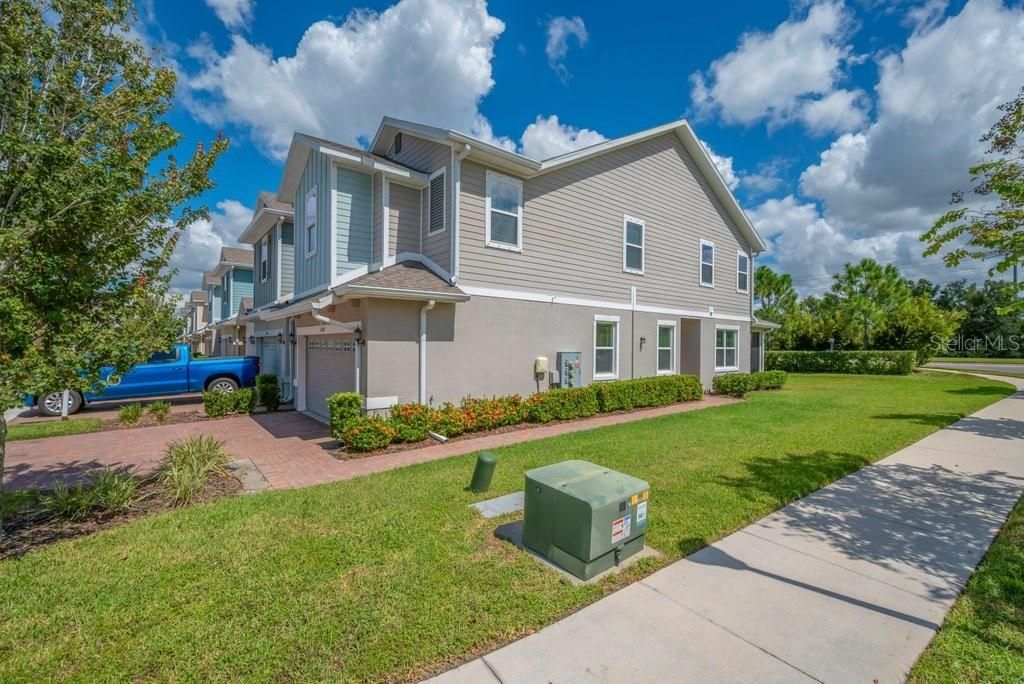 En Venta: $365,000 (4 camas, 2 baños, 1774 Pies cuadrados)