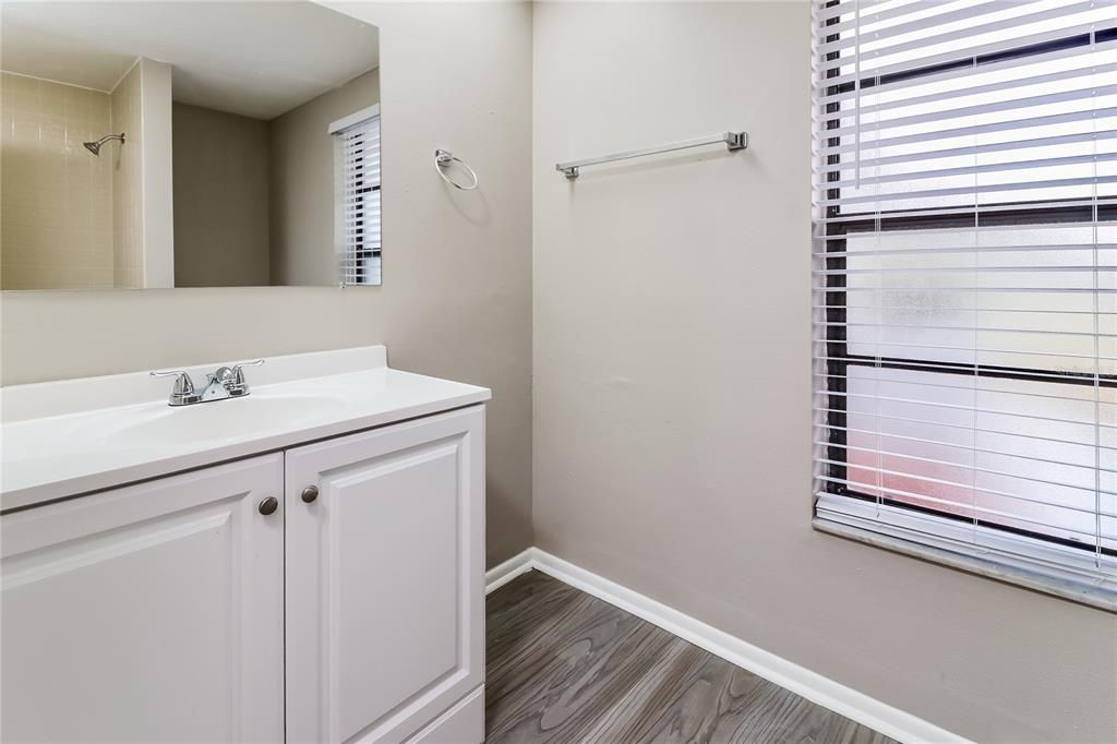 For Rent: $1,770 (3 beds, 2 baths, 1498 Square Feet)