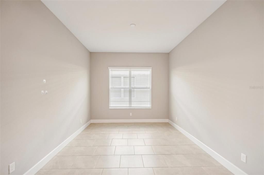 For Sale: $549,000 (3 beds, 2 baths, 2252 Square Feet)