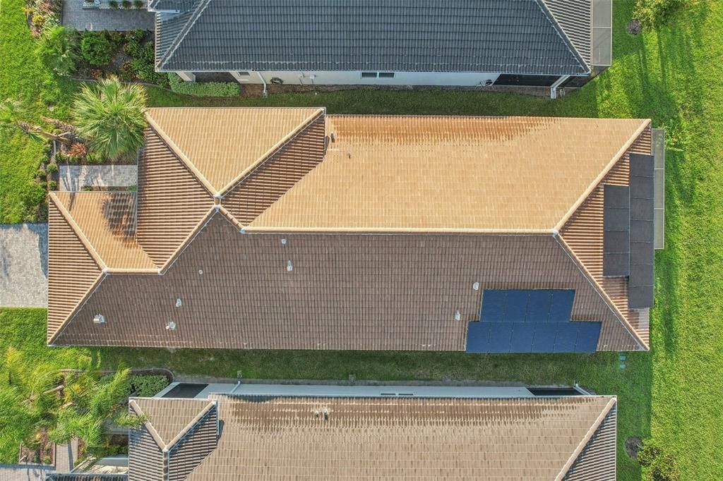 For Sale: $549,000 (3 beds, 2 baths, 2252 Square Feet)