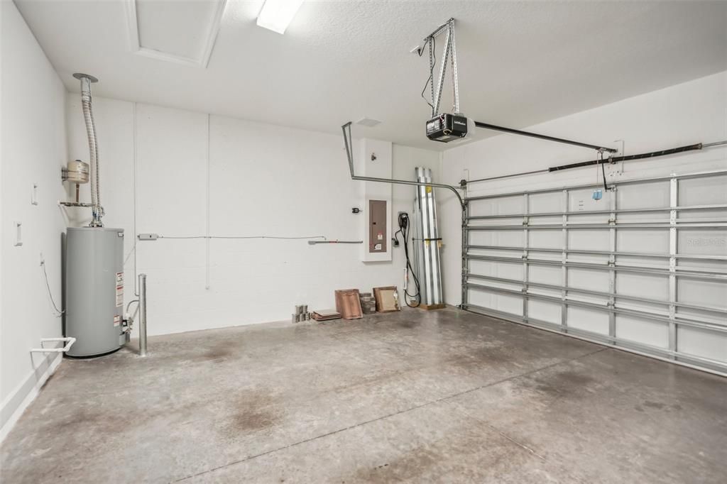 For Sale: $549,000 (3 beds, 2 baths, 2252 Square Feet)