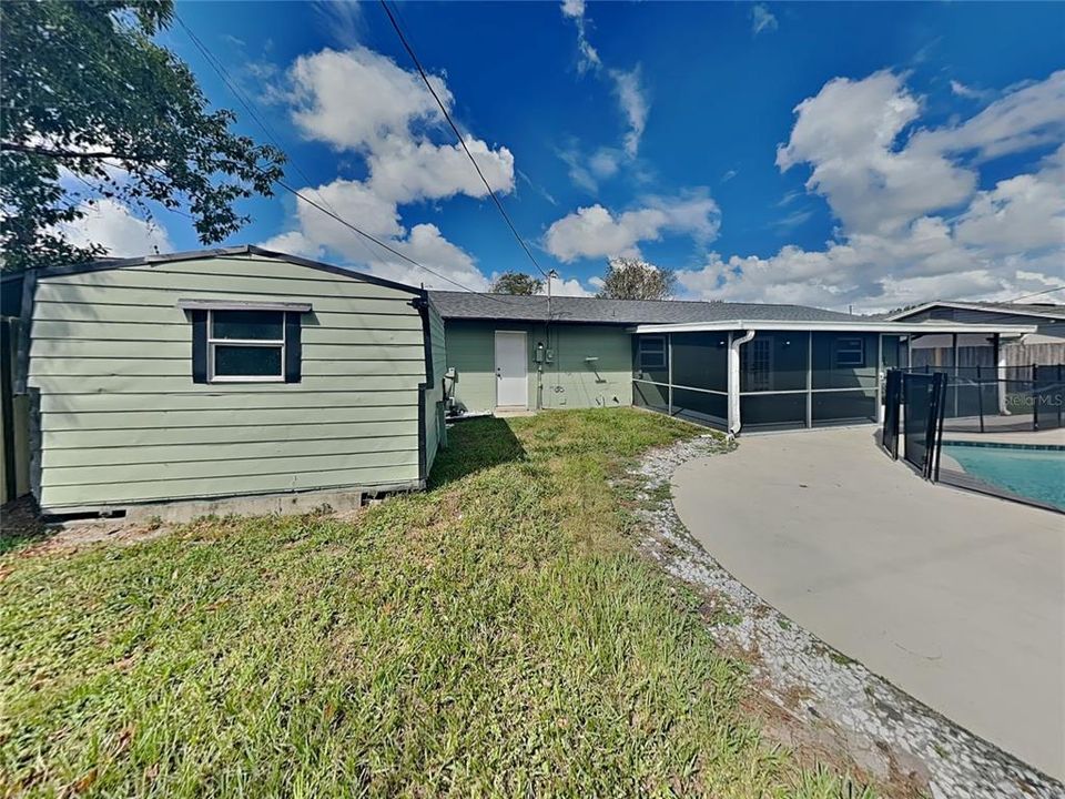 Active With Contract: $2,459 (4 beds, 2 baths, 2018 Square Feet)