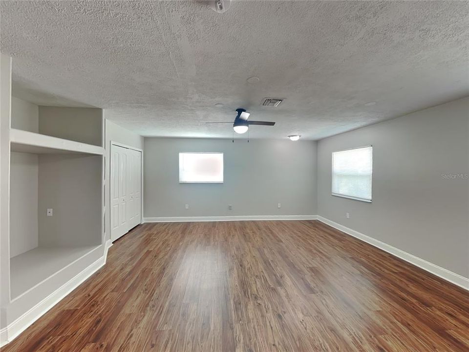 Active With Contract: $2,459 (4 beds, 2 baths, 2018 Square Feet)