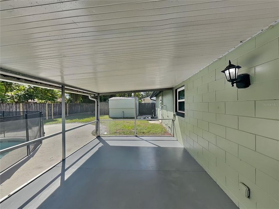 Active With Contract: $2,459 (4 beds, 2 baths, 2018 Square Feet)