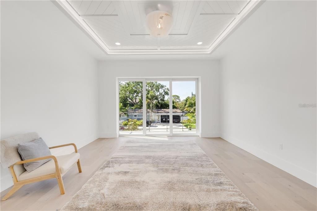 Activo con contrato: $2,950,000 (5 camas, 5 baños, 3595 Pies cuadrados)