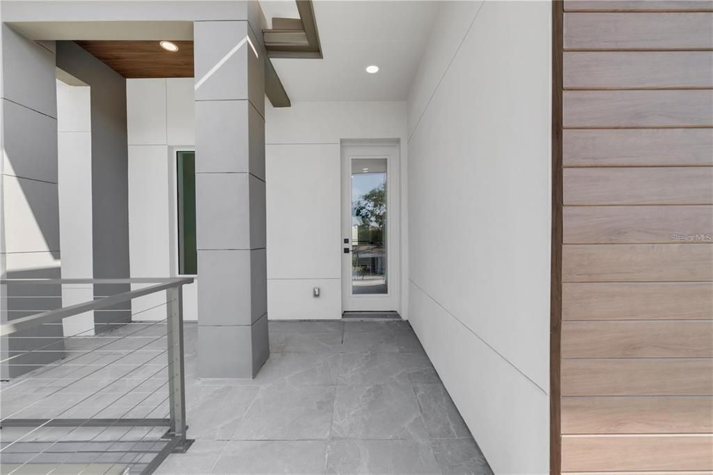 Activo con contrato: $2,950,000 (5 camas, 5 baños, 3595 Pies cuadrados)