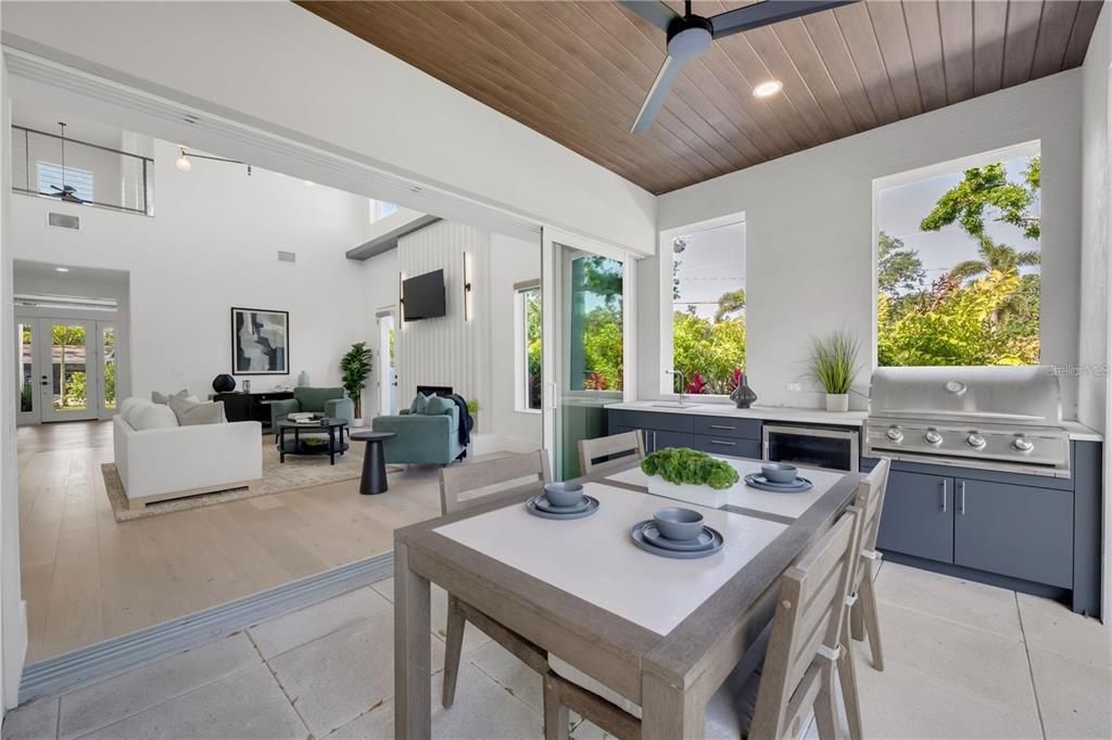 Activo con contrato: $2,950,000 (5 camas, 5 baños, 3595 Pies cuadrados)