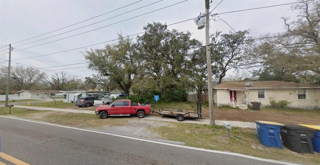 For Sale: $127,999 (0.12 acres)