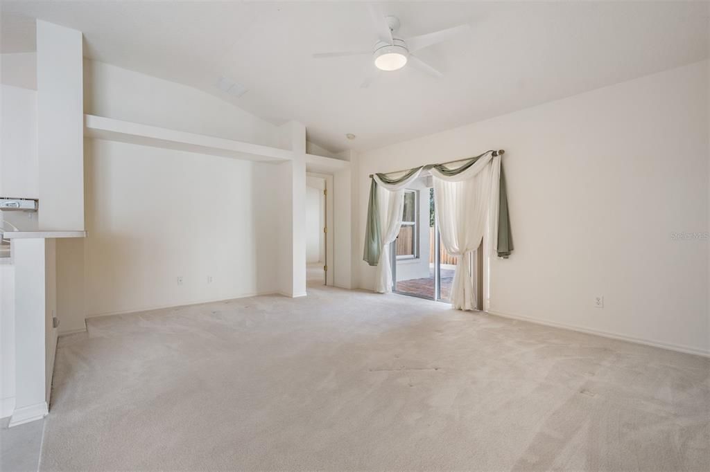 For Sale: $374,000 (3 beds, 2 baths, 1936 Square Feet)