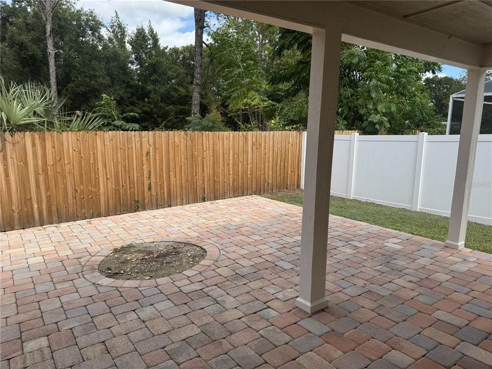 For Sale: $374,000 (3 beds, 2 baths, 1936 Square Feet)