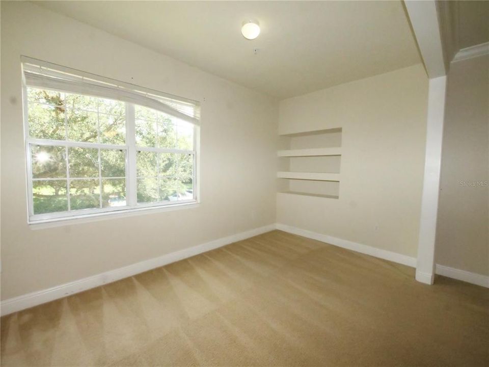 En Venta: $295,000 (3 camas, 2 baños, 1453 Pies cuadrados)