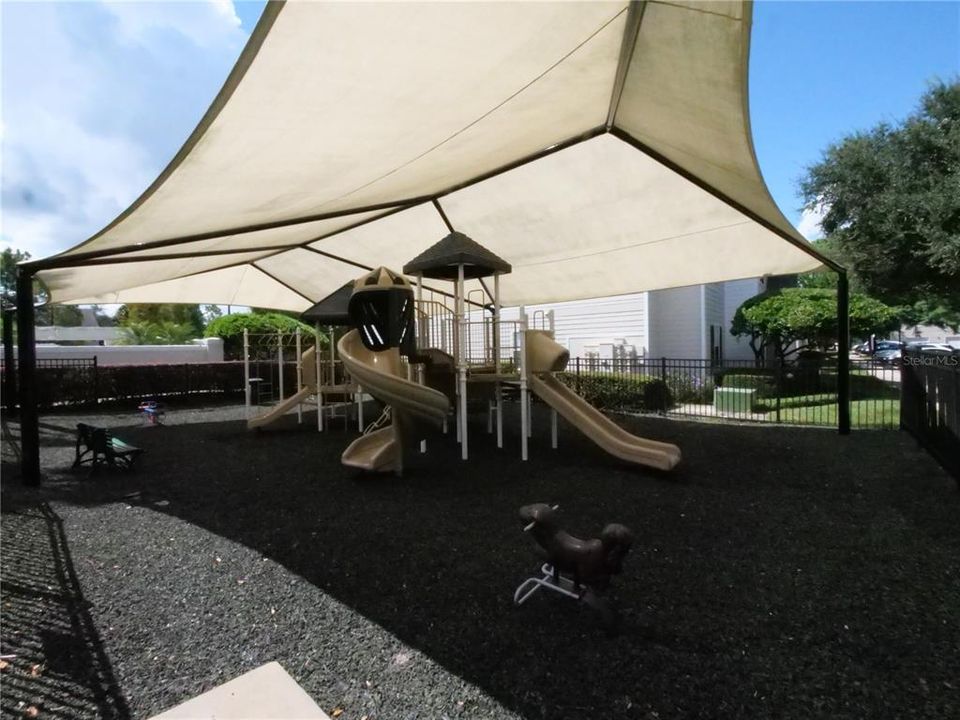 En Venta: $295,000 (3 camas, 2 baños, 1453 Pies cuadrados)