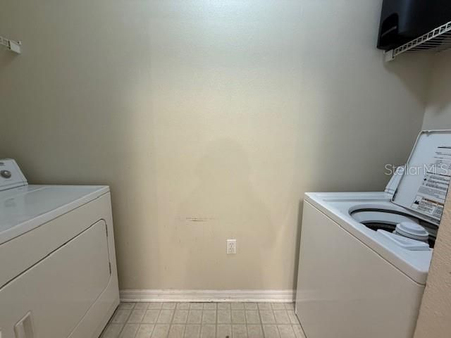 En Venta: $295,000 (3 camas, 2 baños, 1453 Pies cuadrados)