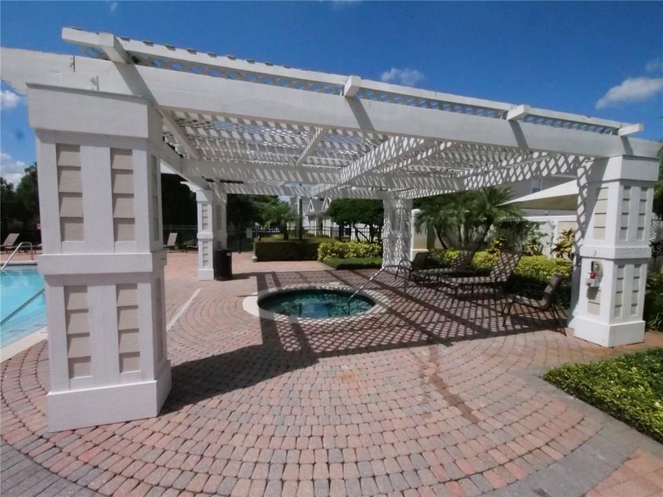 En Venta: $295,000 (3 camas, 2 baños, 1453 Pies cuadrados)