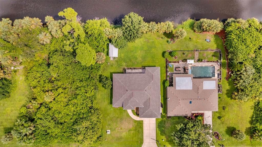 Active With Contract: $299,000 (3 beds, 2 baths, 1807 Square Feet)