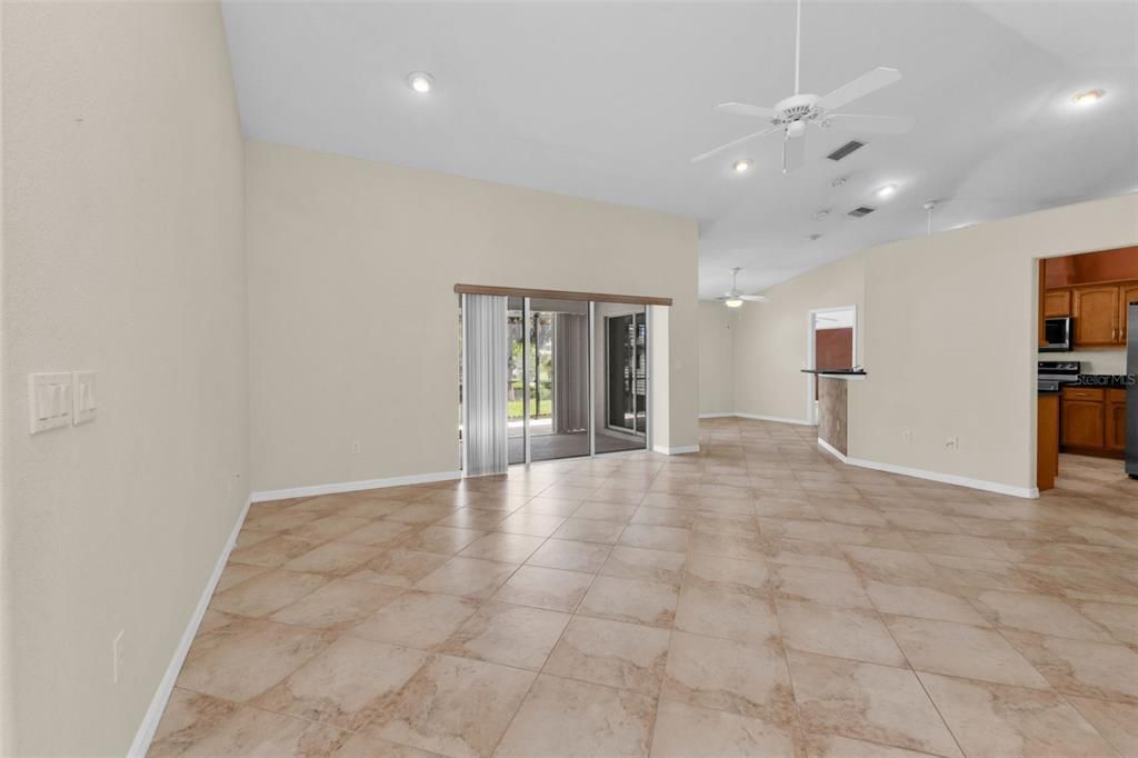 Active With Contract: $299,000 (3 beds, 2 baths, 1807 Square Feet)