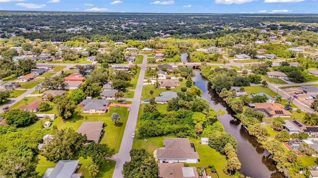 Active With Contract: $299,000 (3 beds, 2 baths, 1807 Square Feet)