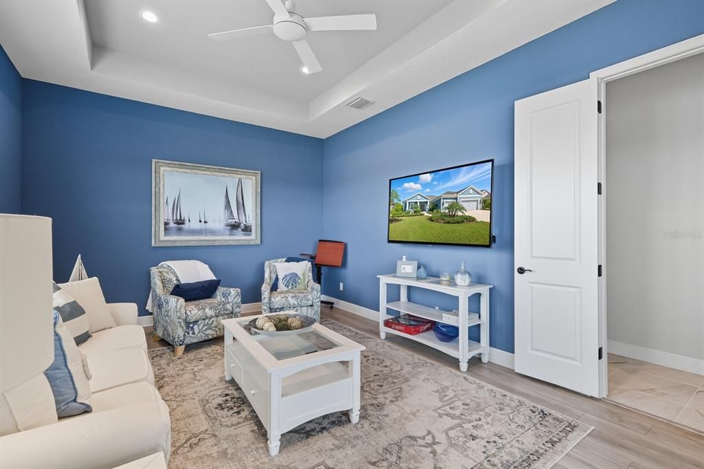 На продажу: $659,000 (3 спален, 3 ванн, 2708 Квадратных фут)