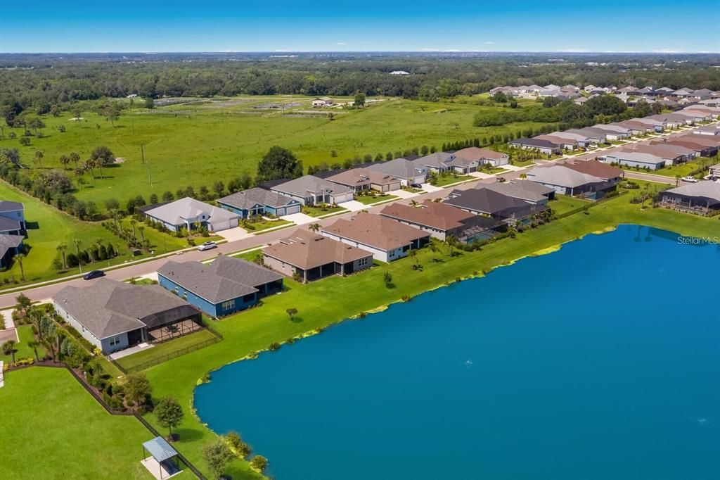 На продажу: $659,000 (3 спален, 3 ванн, 2708 Квадратных фут)