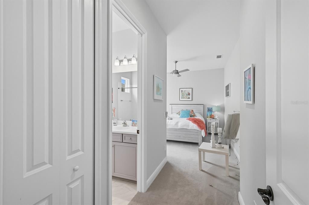 На продажу: $659,000 (3 спален, 3 ванн, 2708 Квадратных фут)