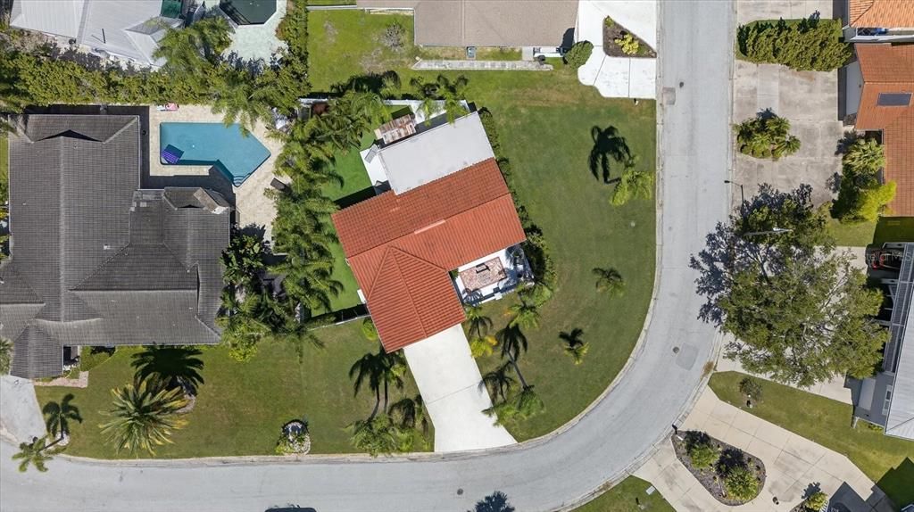 Под контрактом: $375,000 (3 спален, 2 ванн, 1303 Квадратных фут)