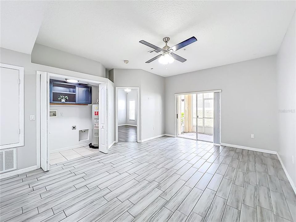 For Sale: $244,900 (2 beds, 2 baths, 1230 Square Feet)