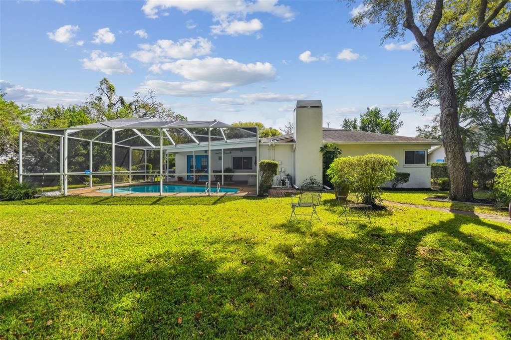 Active With Contract: $379,000 (3 beds, 2 baths, 1993 Square Feet)