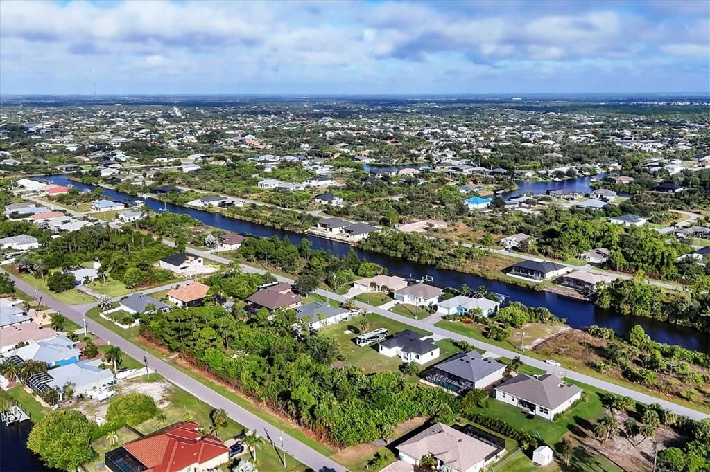 На продажу: $425,000 (3 спален, 2 ванн, 2101 Квадратных фут)